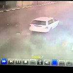 الرياض: ملثمان يقتحمان محلاً تجارياً بوضح النهار بالآلات الحادة ويسرقانه (فيديو)
