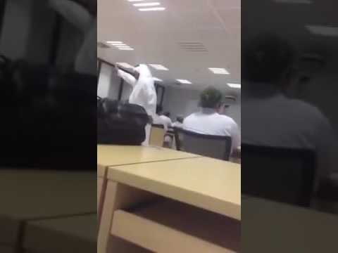 بالفيديو: دكتور في جامعة الدمام يهدد طلابه “هذا دقني إن نجحتم”