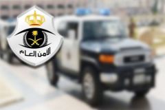 شرطة #مكة_المكرمة تقبض على مقيمَيْن لعرضهما سندات هدي وأضاحي بغرض الاحتيال