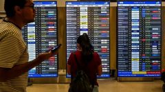 #أمريكا: إلغاء 5700 رحلة طيران بسبب العواصف الشتوية