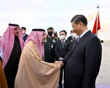 #رئيس_جمهورية_الصين_الشعبية يصل إلى #الرياض