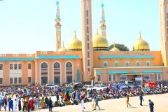 افتتاح #مسجد_الملك_فيصل بــ #كوناكري بعد ترميمه بمبلغ خمسة ملايين دولار