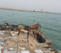 قوات التحالف : استهداف ميناء المخا اليمني بقارب مفخخ