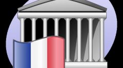 القضاء الفرنسي يُصدر مذكرات توقيف دولية بحق 3 مسؤولين سوريين