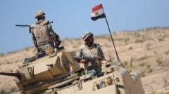 الجيش المصري يؤكّد مقتل 40 إرهابيًا واستشهاد 10 عسكريين في سيناء