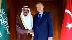 أردوغان: الملك سلمان أول زعيم اتصل بي بعد الانقلاب