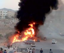 حريق ضخم يلتهم سوق الحوثيين السوداء