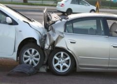 “المرور” يسحب رخص القيادة من المتسببين في حوادث اصطدام والتحام المركبات عمداً