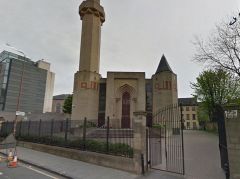 إسكتلندا.. مجهول يستهدف مسجد «خادم الحرمين» في إدنبرة بمادة حارقة