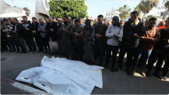 انتشال جثامين “409” شهداء من “الشفاء” و #خان_يونس بـ #غزة