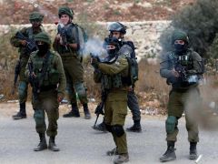 إصابة العشرات من #الفلسطينيين بجروح برصاص قوات الاحتلال في الضفة الغربية