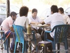 «تعليم جدة» تحمّل «المقاهي» غياب وهرب الطلاب من المدارس