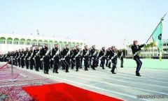 كلية الملك خالد العسكرية تفتح باب القبول للجامعيين