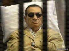 تأجيل نظر قضية إعادة محاكمة رئيس مصر السابق إلى يوليو