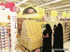 أسواق رمضان: الإقبال على السلع الغذائية يرفع أسعارها 15 في المئة