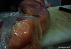 ضبط أكثر من عشرة آلاف كيلو من اللحوم الفاسدة بمكة