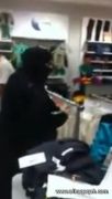 امرأة تهاجم عضو” هيئة ” حاول مناصحتها بتغطية كامل وجهها