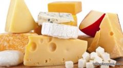 تناول الزبدة والجبنة مضر بالصحة.. “معتقد خاطئ”