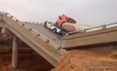 النقل: انجراف التربة في مجرى الوادي سبب انهيار الجسر في الرياض