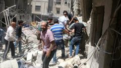 استئناف القصف والضربات الجوية في حلب.. وإصابة مستوصف