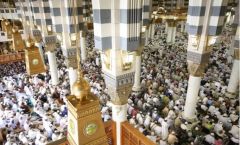 إمام المسجد النبوي: نجاح الحج أخرس الأبواق الناعقة