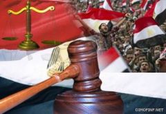 السجن عام مع وقف التنفيذ بحق 11 ضابط شرطة اتهموا بقتل متظاهرين في مصر