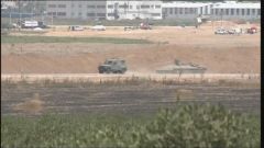 قصف إسرائيلي مكثف على غزة.. والفصائل ترد بالصواريخ