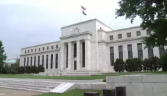 “الاحتياطي الفيدرالي” يثبت أسعار الفائدة للمرة الثانية على التوالي