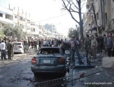 التلفزيون السوري: مقتل 14 في تفجير أمام مسجد في حمص
