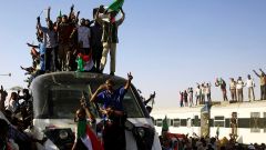 السودان.. “الحرية والتغيير” تؤجل إعلان المجلس المدني