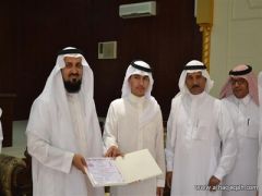 أدبي الشمالية يكرم الطالب عبد الهادي الرويلي  لحصوله على المركز الأول في مسابقة القصة على مستوى المملكة