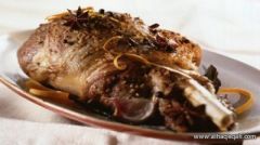 خبراء تغذية: لا تفرطوا في تناول لحم الخروف بالعيد