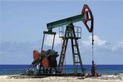 خبراء : تأثير محدود لأسعار النفط على ميزانية 2015