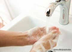غسل اليدين والموسيقى يساعدان على علاج التوتر
