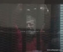 بالفيديو .. مرسي بـ “البدلة الحمراء” لأول مرة بعد الحكم بإعدامه