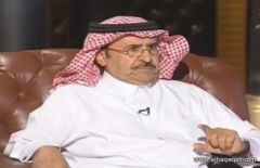 الدخيل: السعوديون لا يستحقون رفع رواتبهم.. وحان الوقت لإلغاء “ثلث” وزارات الدولة وفصل موظفيها