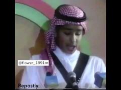 فيديو نادر لــ “محمد بن سلمان” يلقي كلمة أثناء حفل تخرجه بحضور والده “الملك سلمان”