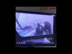بالفيديو .. لحظة القبض على هاربين من سجن بحريني قبل تهريبهم على قارب لإيران