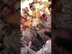 الأمير فهد بن تركي يتجول في «ميد‎ي» اليمنية بعد تحريرها