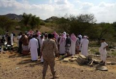 اشتباك مع الحوثيين يودي بحياة الرقيب الغزواني.. والجموع يشيعون جثمانه ببلغازي