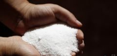 دراسة: تناول الملح يزيد خطر السمنة