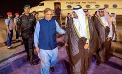 وصول #رئيس_وزراء_باكستان إلى #الرياض للمشاركة في مبادرة مستقبل الاستثمار