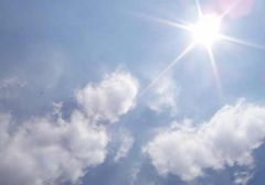 دراسة تطالب السعوديين بالتعرض لأشعة الشمس يومياً