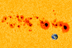 “فلكيّة جدة”: بقعة ضخمة على سطح الشمس وعواصف جيومغناطيسية