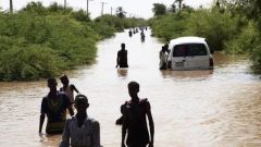عشرات القتلى وتدمير مئات المنازل بفيضانات عنيفة تجتاح #‎السودان
