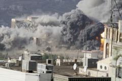ميليشيات الحوثي تخرق الهدنة في دقائقها الأولى وتقصف الأحياء السكنية شرق تعز