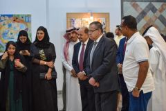 اختتام معرض الفنانة السعودية منى الحمود في السفارة اليمنية بالرياض