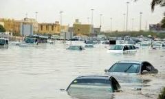 المدني: التأمين مسؤول عن تعويض المركبات المتضررة من السيول
