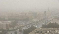 الطقس .. رياح سطحية مثيرة للأتربة على الرياض