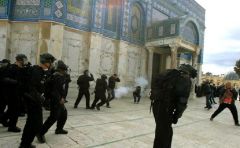“كبار العلماء” تستنكر اقتحام المسجد الأقصى وتحث المسلمين على ردع العدوان الصهيوني